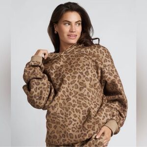 Comfrt Minimalist Hoodie-Brown Leopard